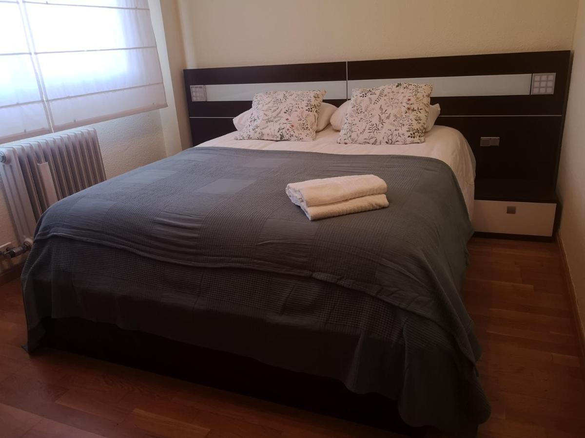 Apartamento Escultor Moreto - Parking Gratis Zaragoza Exterior photo