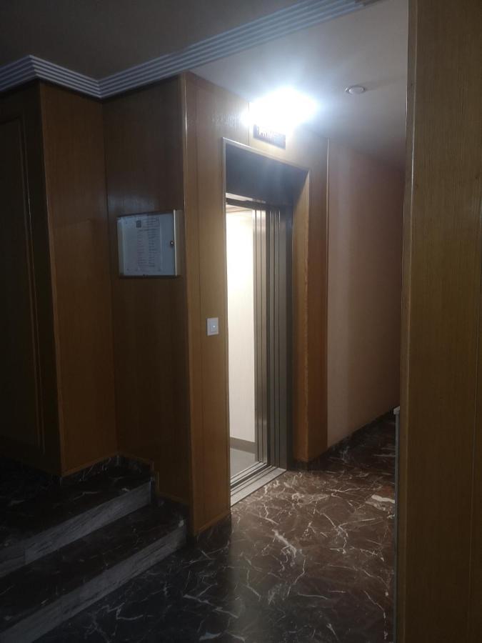 Apartamento Escultor Moreto - Parking Gratis Zaragoza Exterior photo